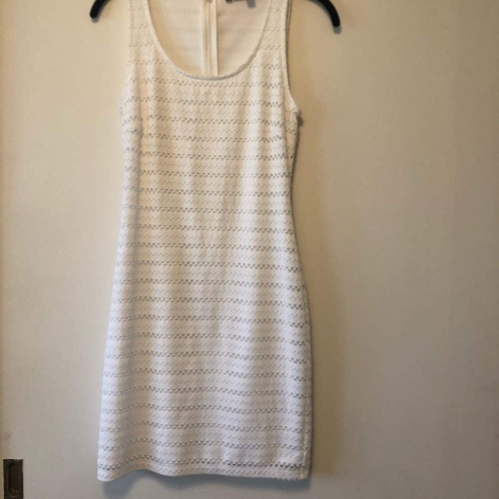 Women’s white summer dress size 0